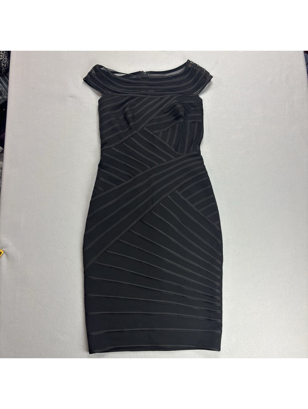Tadashi Shoji Women's Black Cocktail Dress Size Extra Small Zip Basket Weave